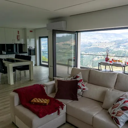 Cherry Douro Hill Casa de Férias